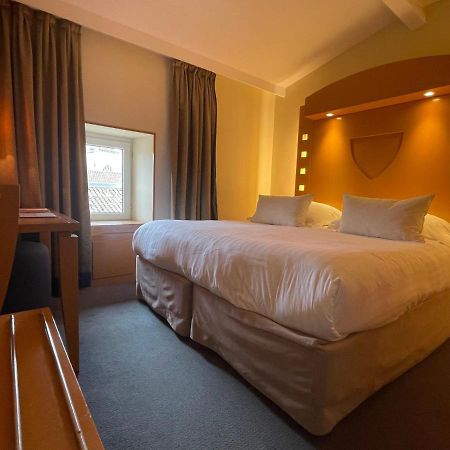 Hotel Au Logis Des Remparts Saint-Émilion Екстериор снимка