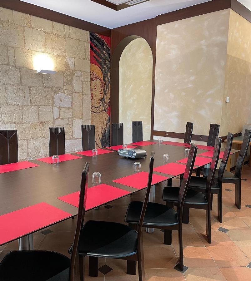 Hotel Au Logis Des Remparts Saint-Émilion Екстериор снимка