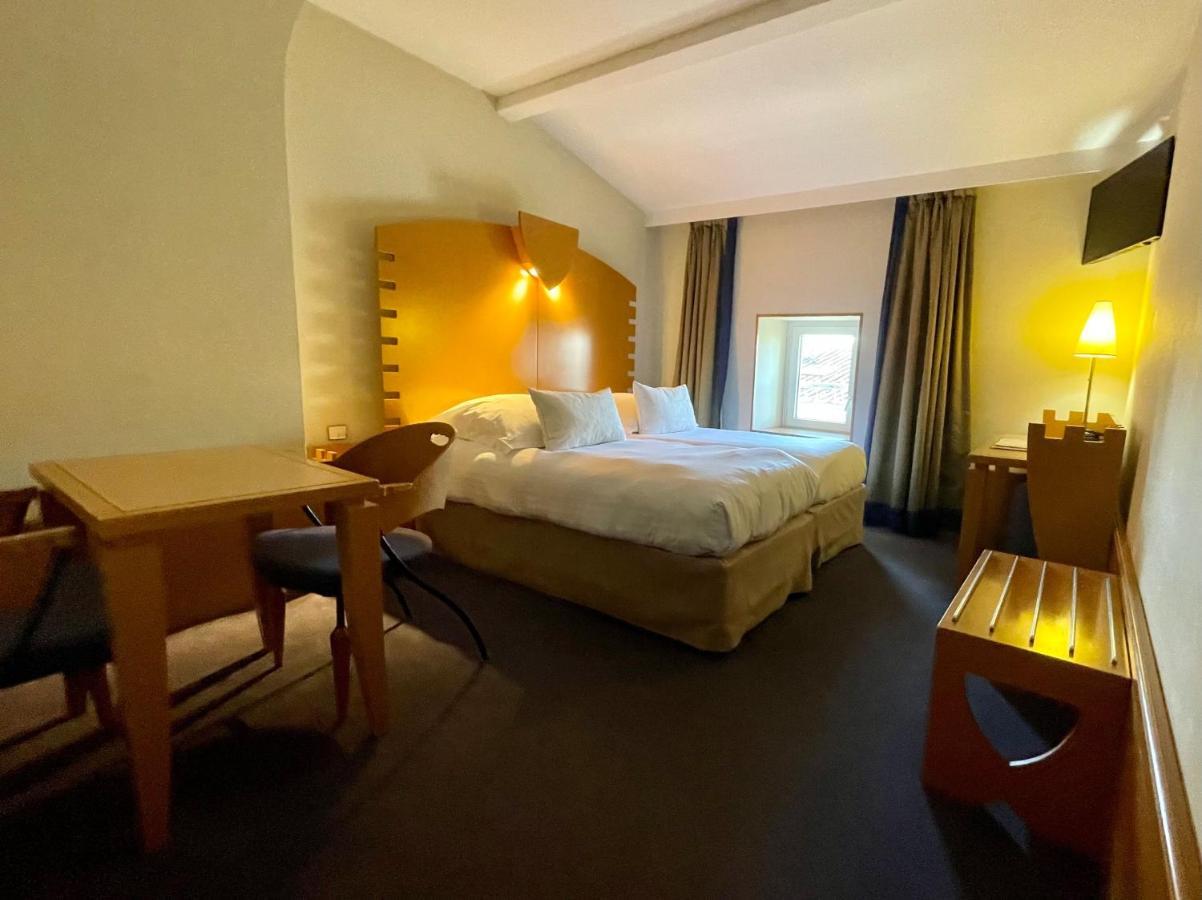 Hotel Au Logis Des Remparts Saint-Émilion Екстериор снимка