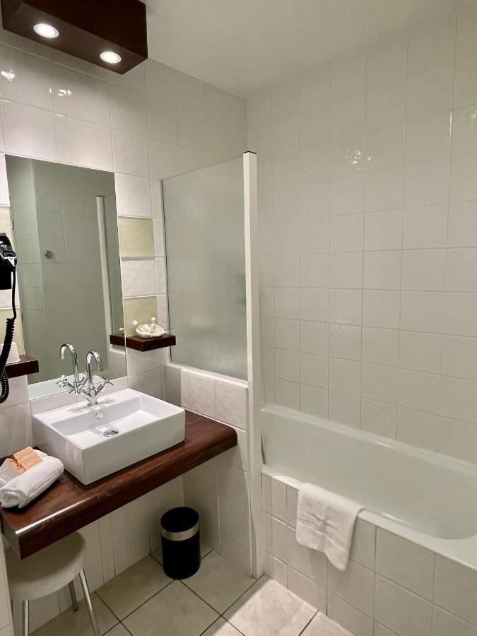 Hotel Au Logis Des Remparts Saint-Émilion Екстериор снимка