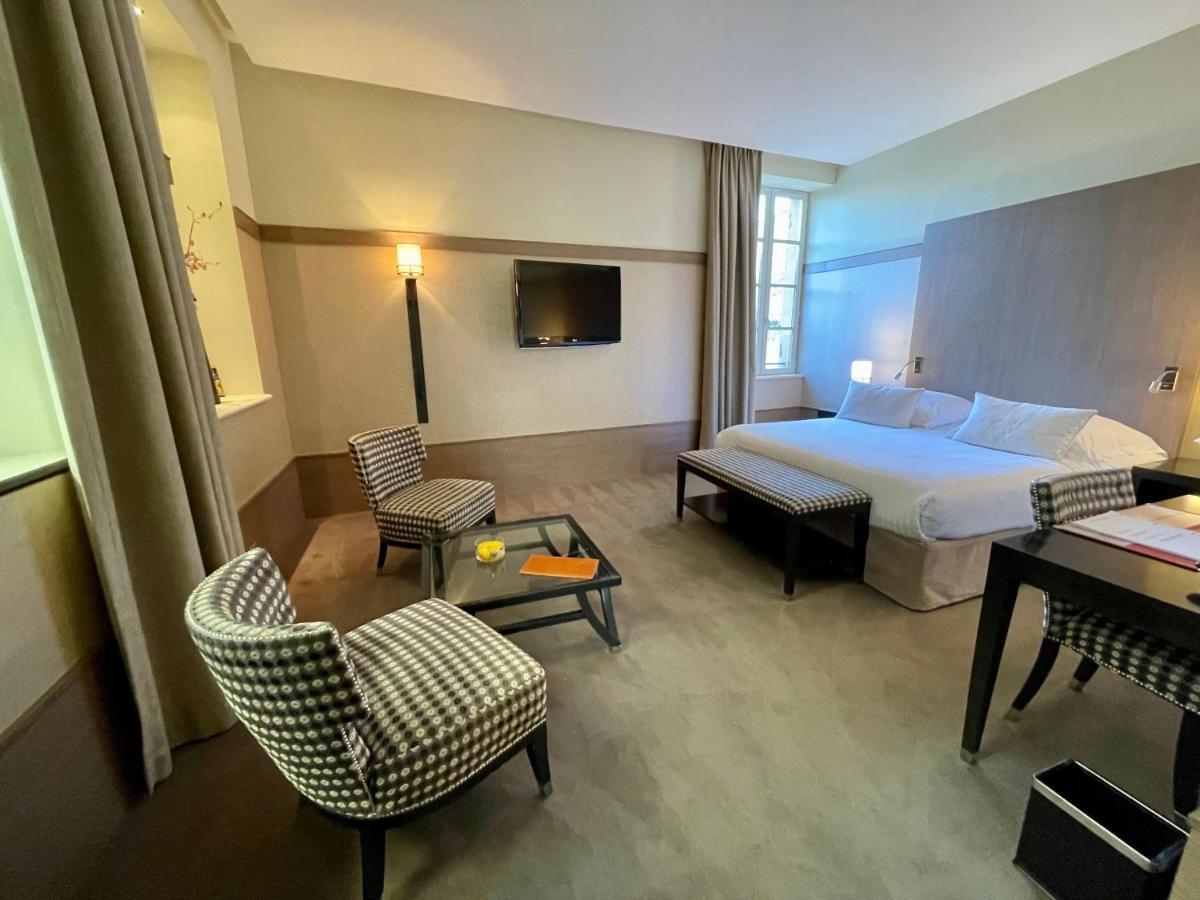Hotel Au Logis Des Remparts Saint-Émilion Екстериор снимка