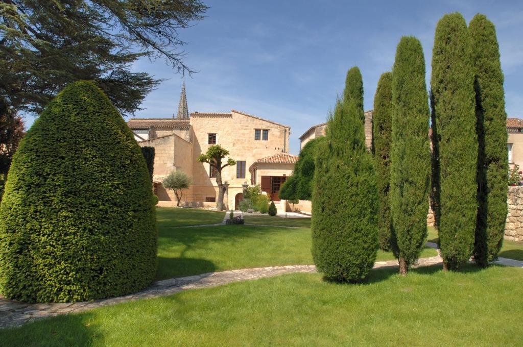 Hotel Au Logis Des Remparts Saint-Émilion Екстериор снимка