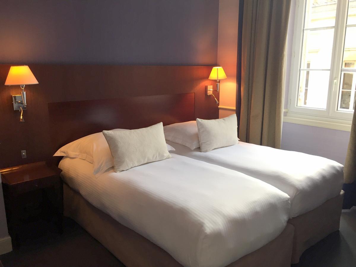 Hotel Au Logis Des Remparts Saint-Émilion Екстериор снимка